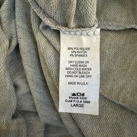 Entro Large Solid Gray Mockneck w/Ruffles Long Sleeve Pullover Sweater - EUC - Picture 4 of 4